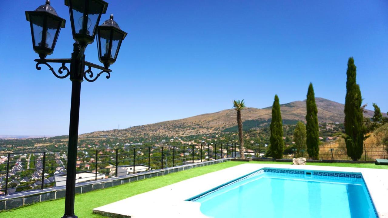 Villa Los Angeles El Espinar Exterior photo
